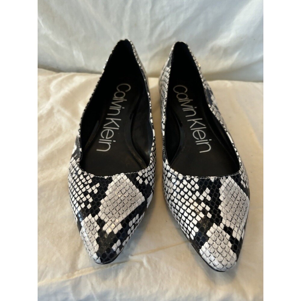Calvin Klein Emerin Pointed Toe Flats Slip On Women Size 8.5 Black Snakeskin